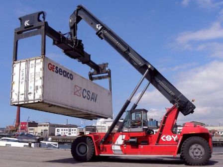 Reach Stacker Crane