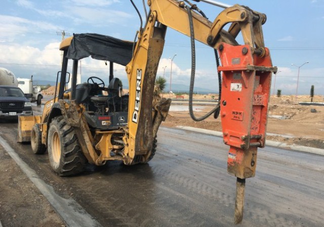 Backhoe Bucket Attachments