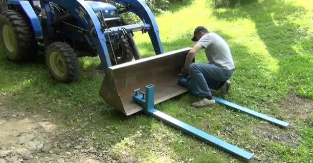 Backhoe Bucket Attachments