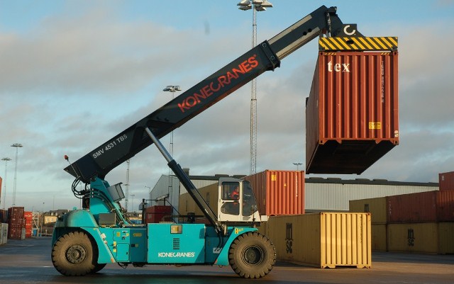 Container Reach Stacker