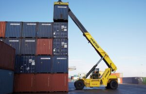 Container Reach Stacker Operator Safety Procedures