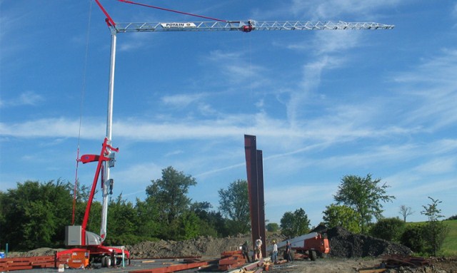 Self Erecting Crane