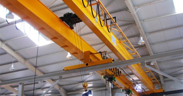 Overhead crane types