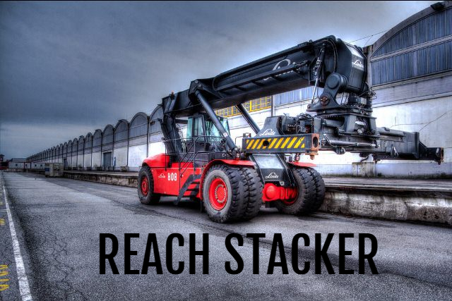 Container Reachstacker