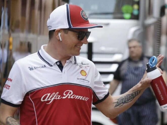 Kimi Raikkonen Alfa Romeo shirt