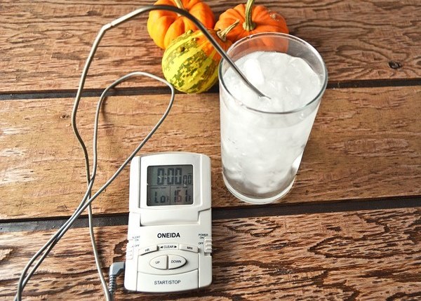 How to calibrate a digital thermometer