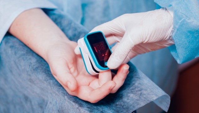 What is a normal oximeter reading? 