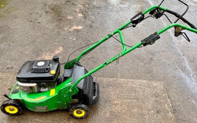 John Deere Push Mower