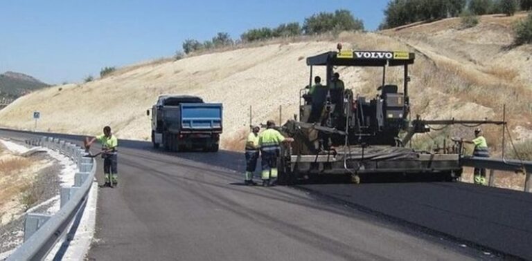 Construcción de CARRETERAS Maquinarias y asfaltos ¿cómo se hace?