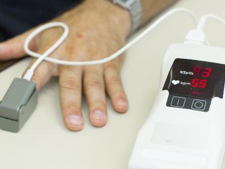 Pulse oximeter for medical use